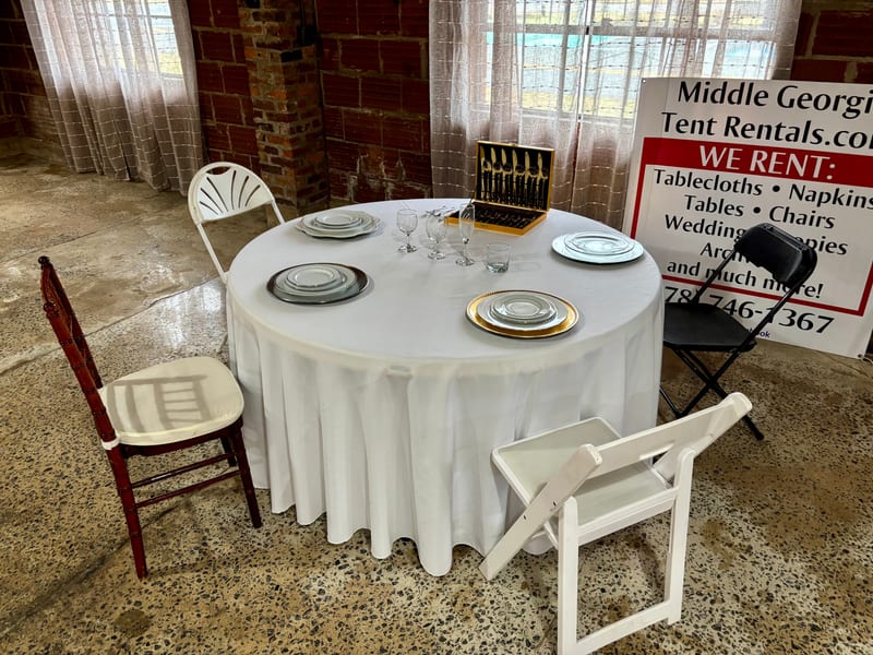 Tables & Chairs